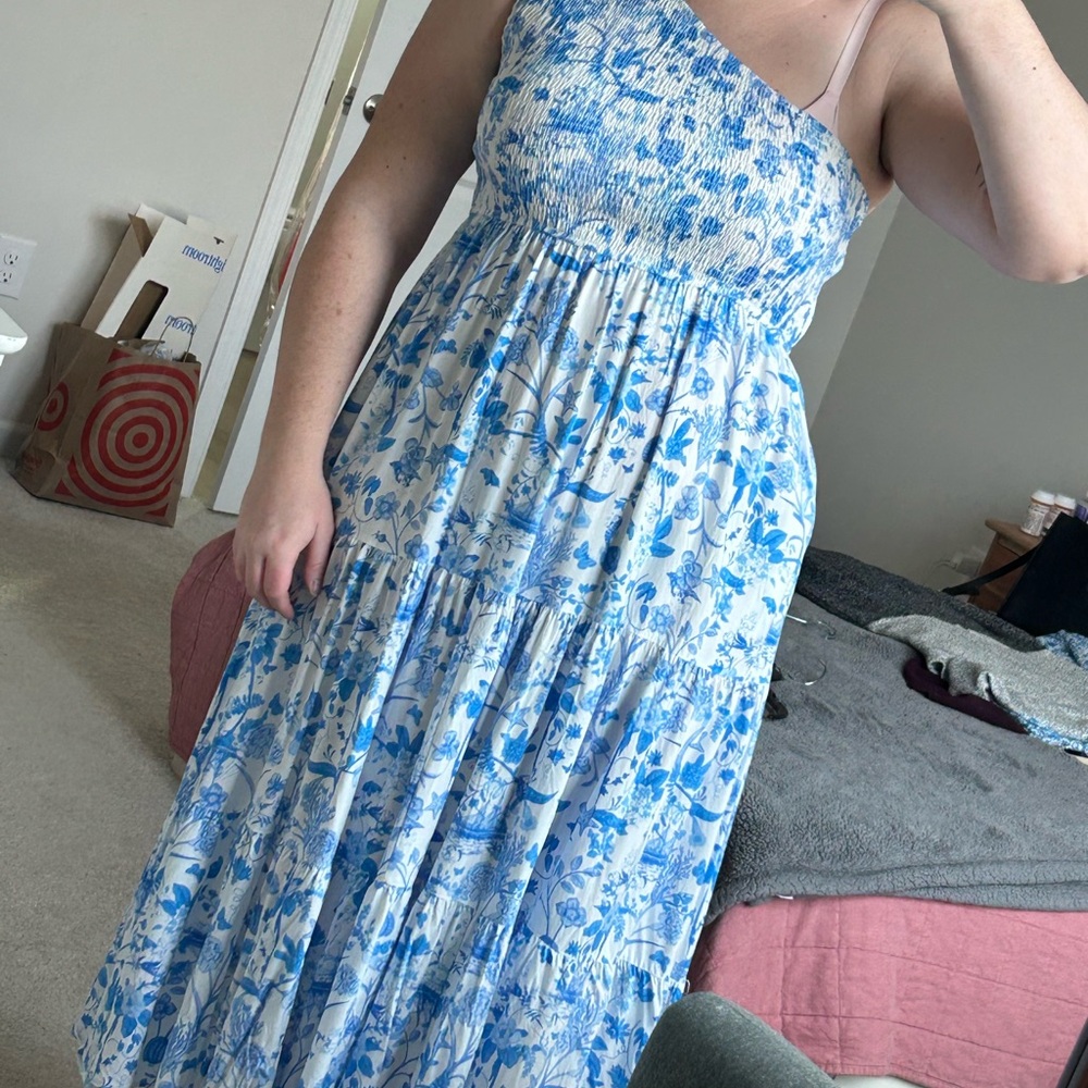 Iris One-Shoulder Blue and White Dress